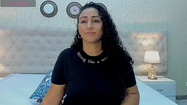 VaniaRose online show from 29, 10, 2025