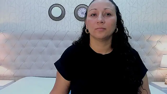 VaniaRose online show from 3, 11, 2025