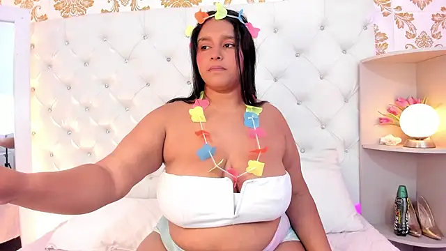 Snapshot of afrodita-Stone chatting on 4, 11, 2025 afrodita-Stone online show from 4, 11, 2025