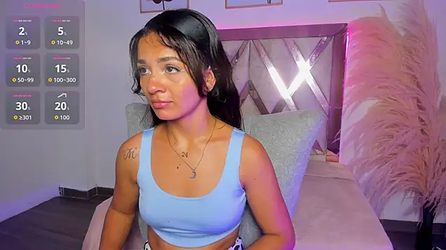 Snapshot of akira_09_ chatting on 3, 10, 2025 akira 09 online show from 3, 10, 2025