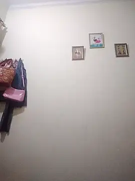 Cute-Purva online show from 6, 11, 2025