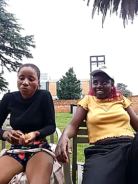 HotPetite 25 online show from 27, 11, 2025