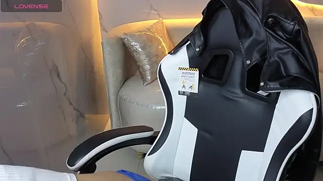 Skyler Gracee Tx online show from 14, 10, 2025