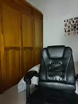 Bleer Rousse online show from 15, 10, 2025