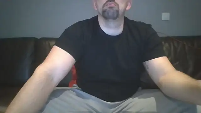 me2youYou2me online show from 30, 11, 2025