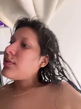 IsabellaJoness  online show from 18, 12, 2025