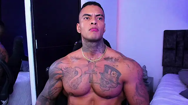 Snapshot of binmontana_ chatting on 3, 10, 2025 binmontana  online show from 3, 10, 2025