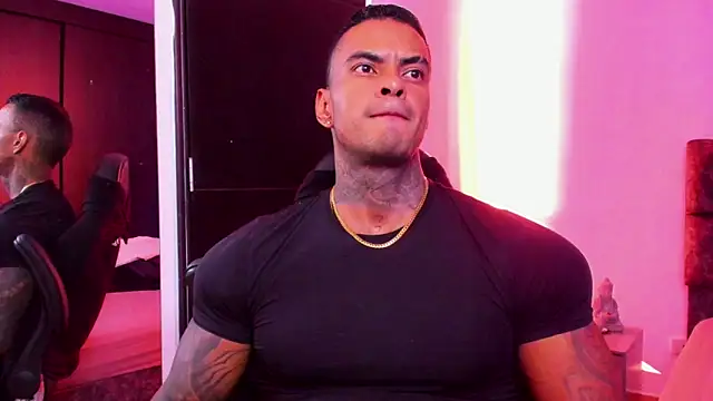 Snapshot of binmontana_ chatting on 21, 10, 2025 binmontana  online show from 21, 10, 2025