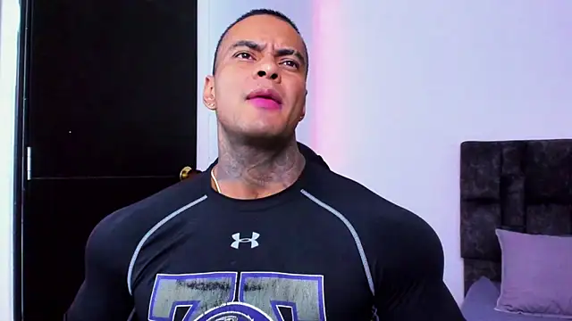 Snapshot of binmontana_ chatting on 26, 11, 2025 binmontana online show from 26, 11, 2025