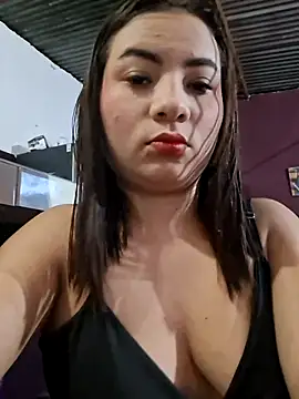 hot-mom22 online show from 21, 12, 2025