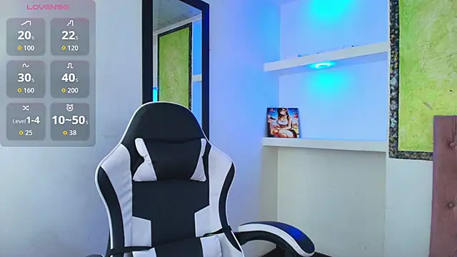 lala clark online show from 25, 11, 2025