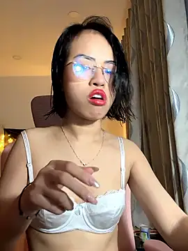 EllieYoon online show from 20, 12, 2025