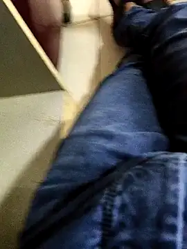 Snapshot of 123Imranshaik123 chatting on 15, 3, 2026 123Imranshaik123 online show from 15, 3, 2026