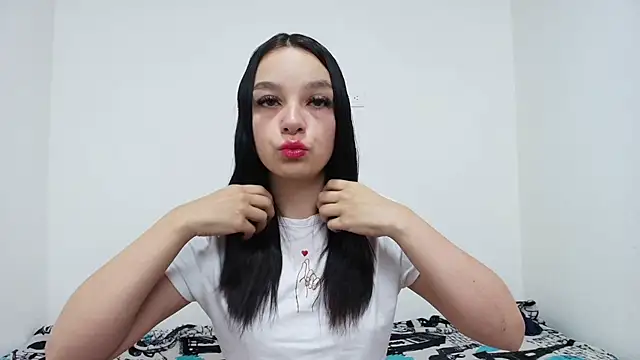 Emilie Soler12 online show from 20, 10, 2025