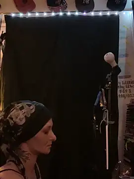 blondebarbiebae online show from 2, 10, 2025