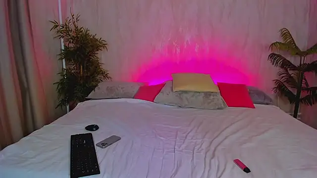 Alic Fox online show from 3, 2, 2026