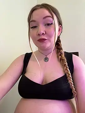 Amalie Smith online show from 8, 6, 2026