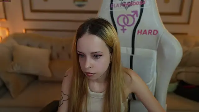 Luchi Sun online show from 4, 10, 2025