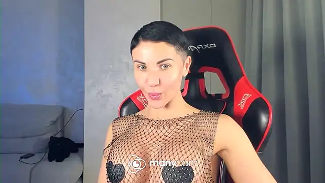 Snapshot of Angel_iam chatting on 28, 4, 2026 Angel iam online show from 28, 4, 2026