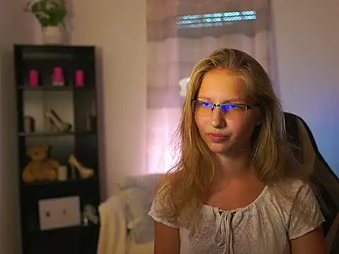 emmie murray online show from 26, 9, 2025