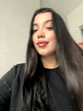 Snapshot of kiss_Lissa chatting on 6, 11, 2025 kiss Lissa online show from 6, 11, 2025