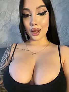 kiss Lissa online show from 1, 2, 2026