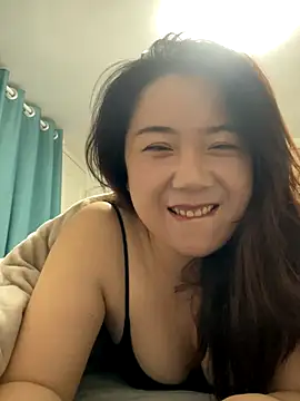 Momo-9988 online show from 25, 11, 2025