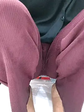 Snapshot of itz_neha chatting on 27, 10, 2025 itz neha online show from 27, 10, 2025