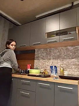 kisette online show from 30, 9, 2025