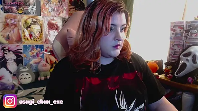 Snapshot of HairyDomme chatting on 2, 10, 2025 HairyDomme online show from 2, 10, 2025