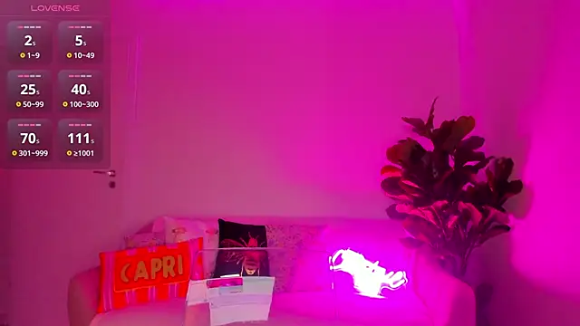 TiaBelle online show from 8, 11, 2025