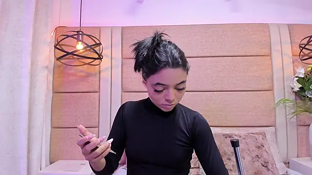 AriaBelles online show from 23, 11, 2025