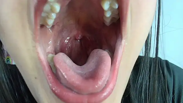 Hinata 21  online show from 27, 3, 2026