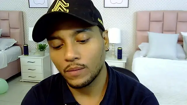 Max Rivers online show from 9, 10, 2025