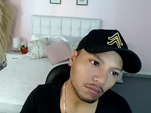 Max Rivers online show from 11, 10, 2025