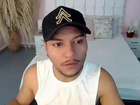 Max Rivers online show from 14, 10, 2025