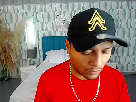 Max Rivers online show from 17, 10, 2025