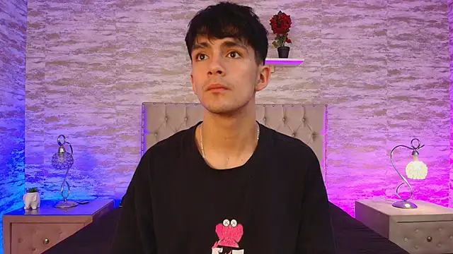 Snapshot of Axel_Draven chatting on 4, 11, 2025 Axel Draven online show from 4, 11, 2025