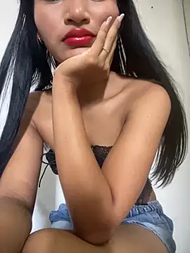 Snapshot of fenixzara chatting on 14, 10, 2025 fenixzara online show from 14, 10, 2025