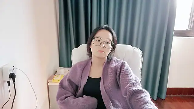 Snapshot of guai00 chatting on 24, 10, 2025 guai00 online show from 24, 10, 2025