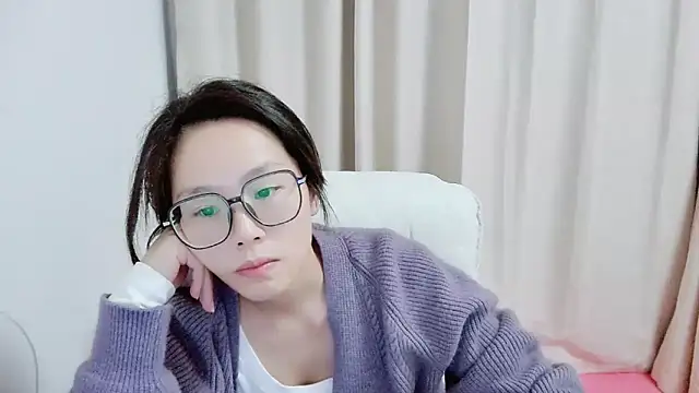 Snapshot of guai00 chatting on 10, 11, 2025 guai00 online show from 10, 11, 2025