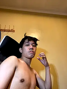 Snapshot of asian_guy_69 chatting on 18, 11, 2025 asian guy 69 online show from 18, 11, 2025