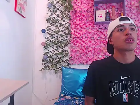 FUNNY AND HORNEY online show from 25, 9, 2025