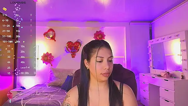 Snapshot of kloe28 chatting on 15, 2, 2026 kloe28 online show from 15, 2, 2026