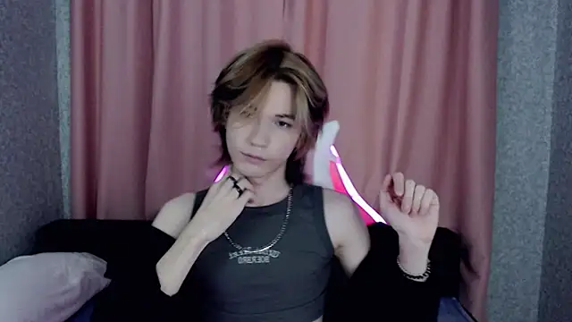 Snapshot of evan_reinhart chatting on 7, 10, 2025 evan reinhart online show from 7, 10, 2025