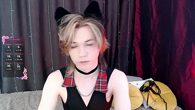 Snapshot of evan_reinhart chatting on 24, 10, 2025 evan reinhart online show from 24, 10, 2025