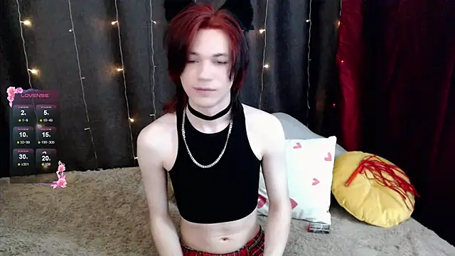 Snapshot of evan_reinhart chatting on 11, 11, 2025 evan reinhart online show from 11, 11, 2025