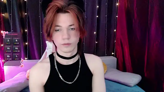 Snapshot of evan_reinhart chatting on 15, 12, 2025 evan reinhart online show from 15, 12, 2025