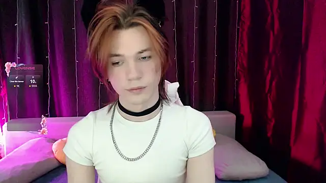 Snapshot of evan_reinhart chatting on 17, 12, 2025 evan reinhart online show from 17, 12, 2025