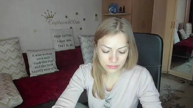 Tiffany Bates online show from 30, 9, 2025